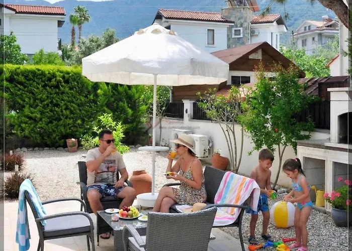 London - 3 Bedroom In Ovacik * 费特希耶