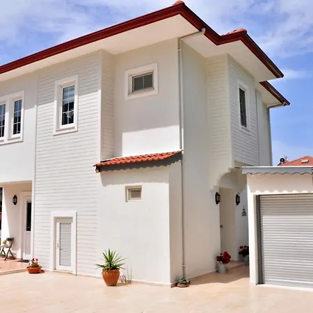 London - 3 Bedroom In Ovacik Fethiye